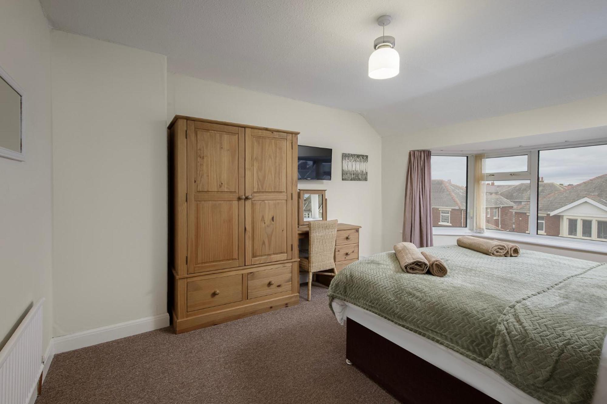 Arnside - Spacious 10-bedroom Seaside Сasa de vacaciones Blackpool